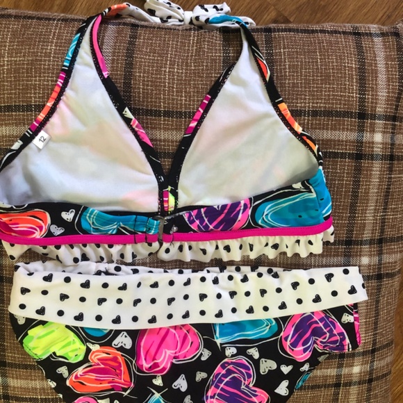 Girls Bikini - Picture 2 of 2